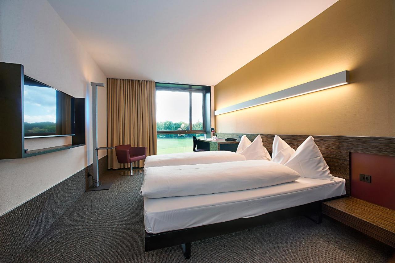 Modernes Hotelzimmer mit Ausblick