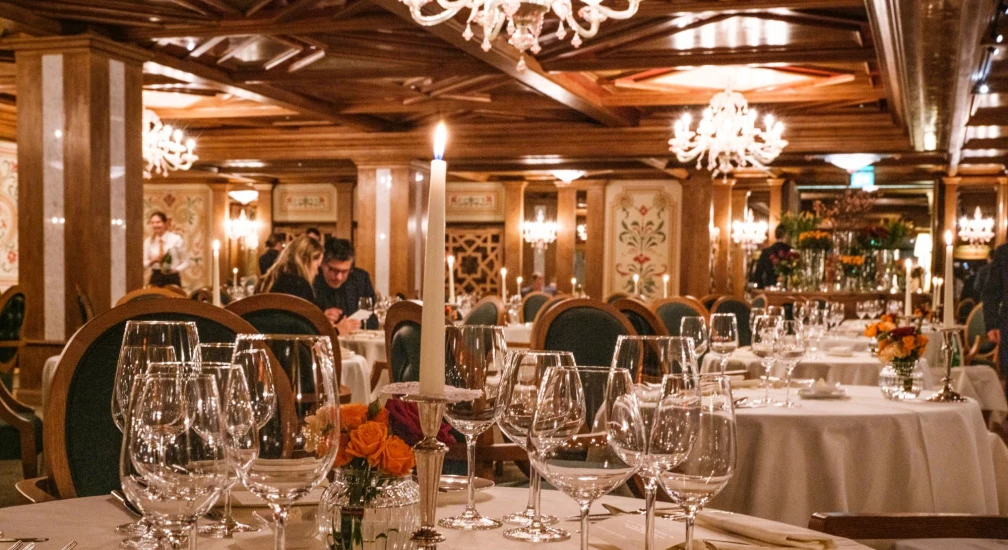 Grand Restaurant mit stilvollem Ambiente